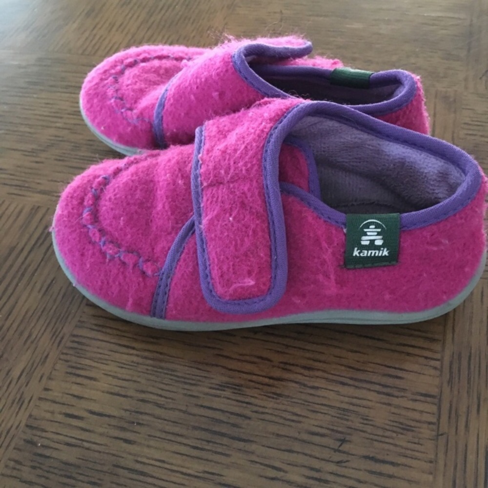Kamik cozy lodge shoes. Great for hiking